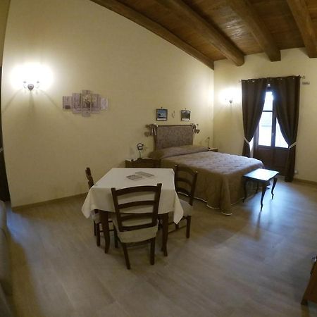 Agriturismo Locanda Dei Cacciatori 多利亚尼 外观 照片